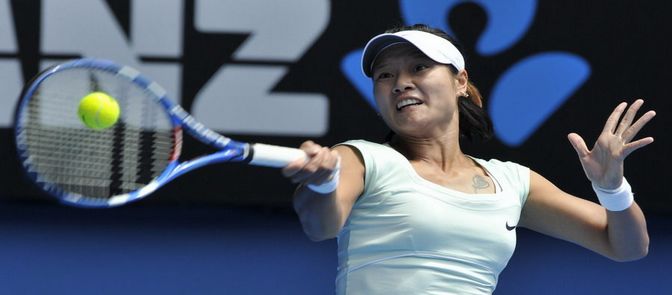 Na Li vence a Wozniacki con 2-1 y entra en el final partido